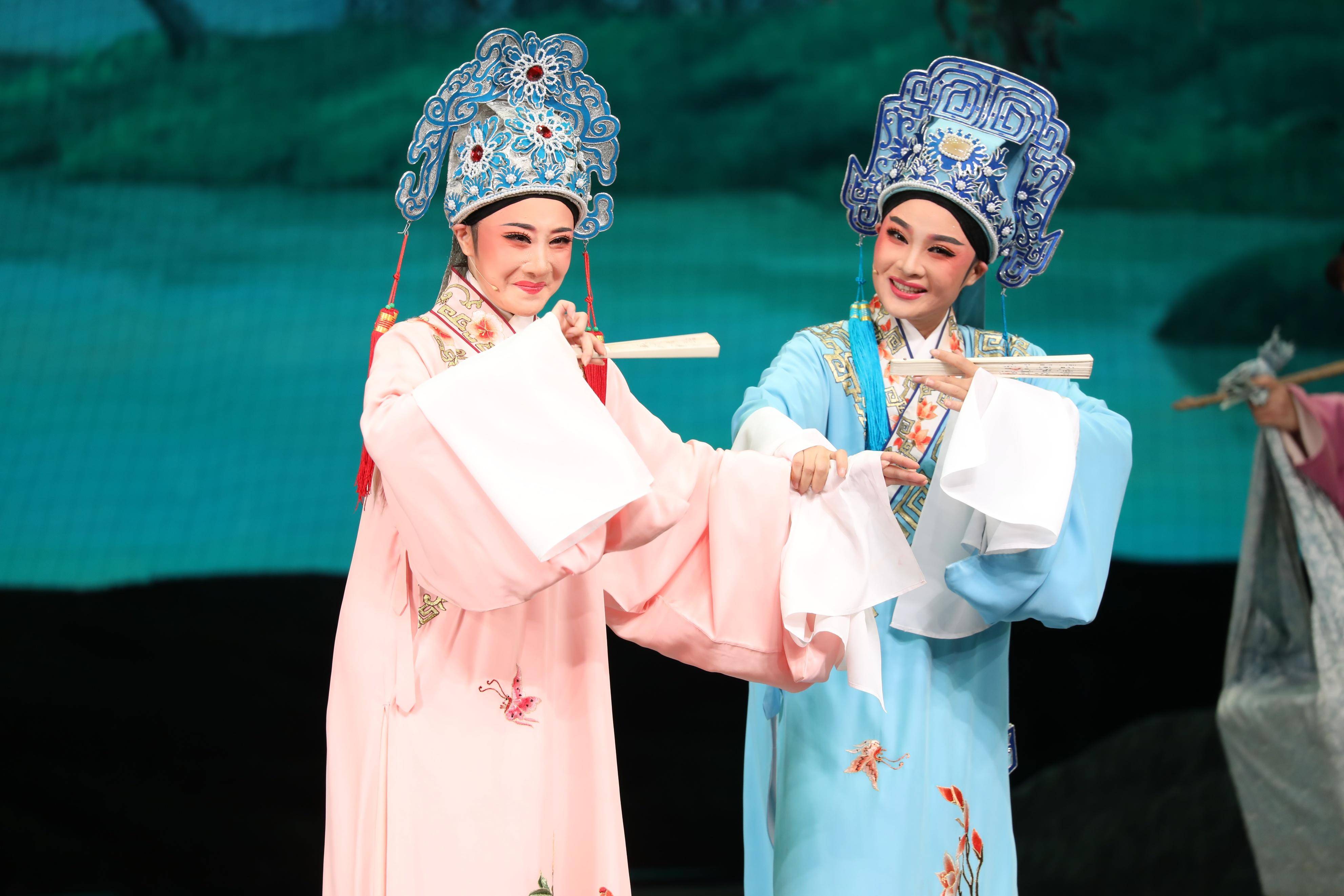 越剧《梁祝》