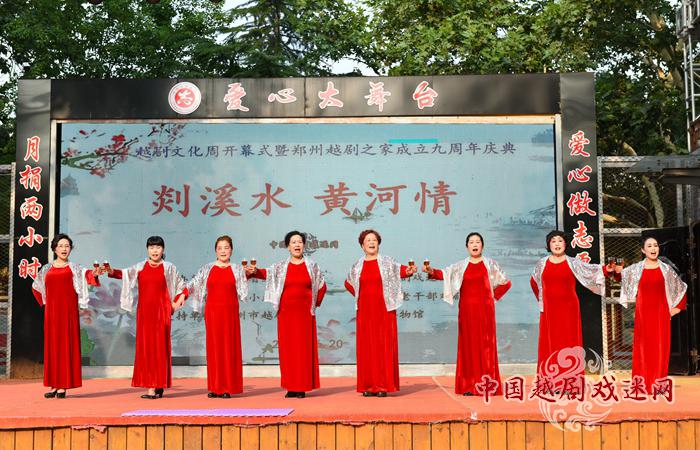 1529896605120738.jpg 《 美酒献给十九大》.JPG